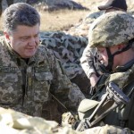 Александр Гольц: Киев формирует правительство и останавливает войну на юго-востоке